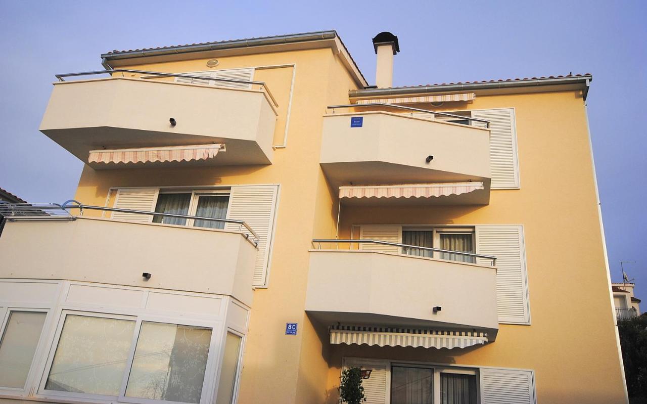Apartment Noel Рогозница Екстериор снимка